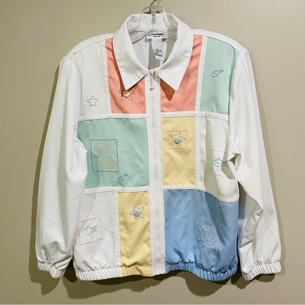 VINTAGE ALFRED DUNNER WHITE JACKET WITH PASTEL PATCHWORK.